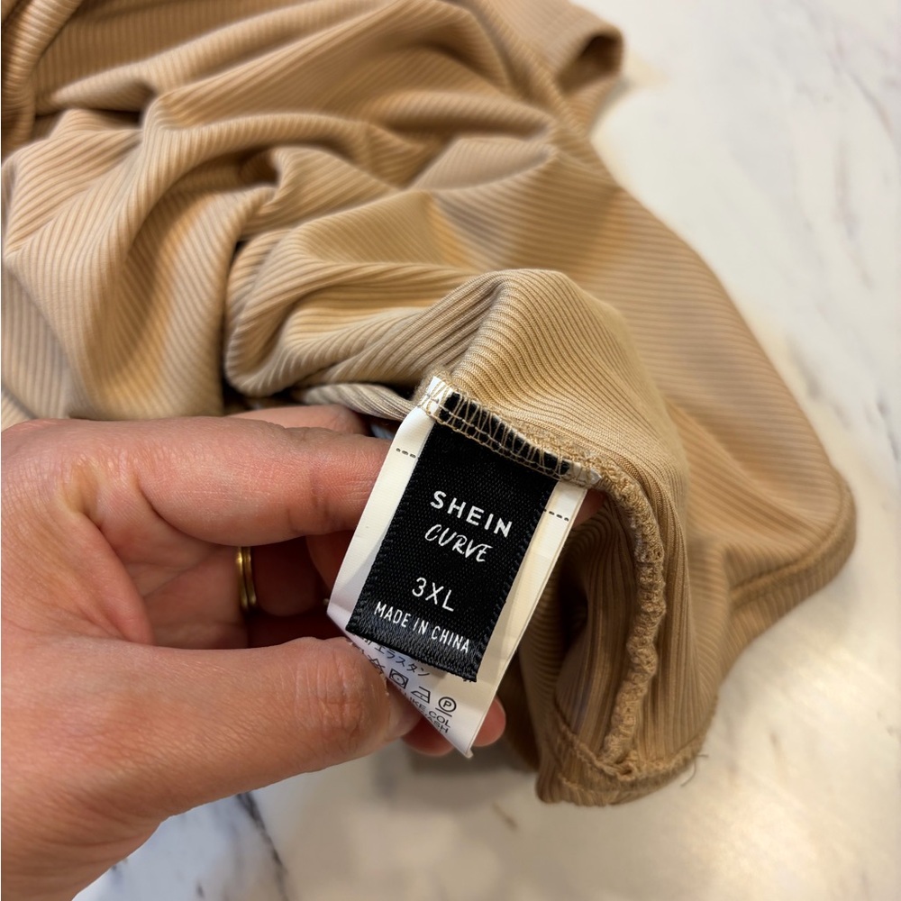 SHEIN Tan Short Sleeve Top - Picture 2 of 3